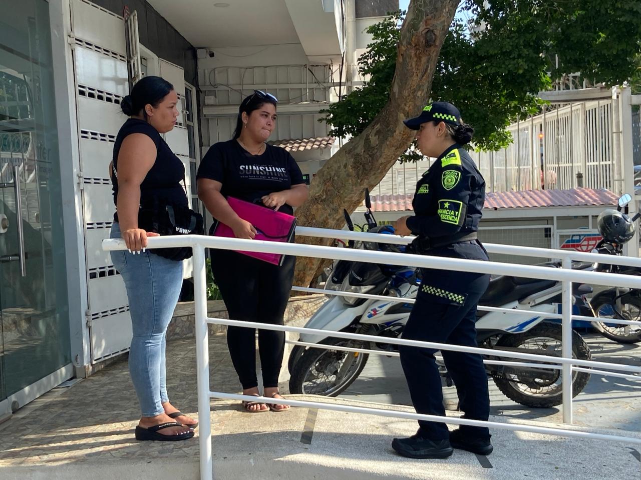 Policía refuerza controles para proteger a la niñez en el barrio El Prado